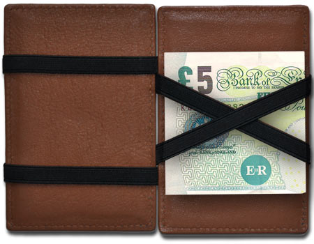 Our Magic Wallets support the 5 pound note